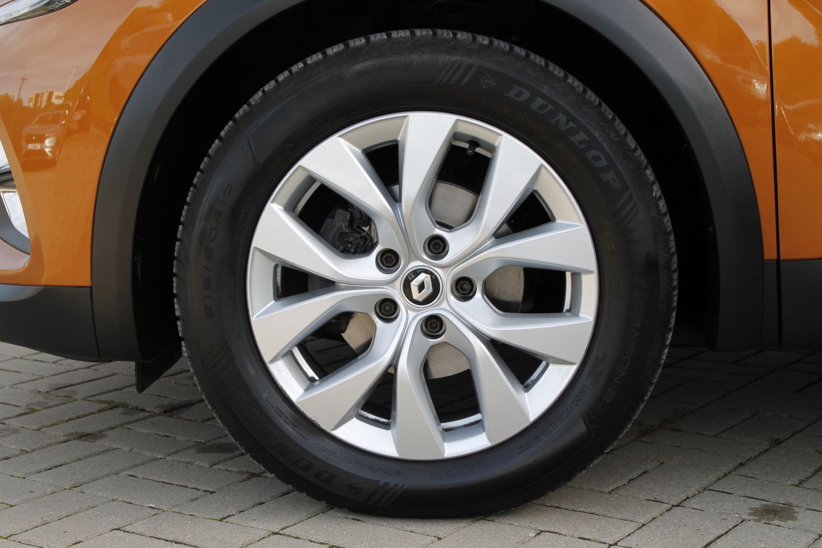 Fahrzeugabbildung Renault Captur II INTENS TCe 140 EDC