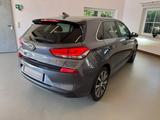 Hyundai i30 | LED | SHZ | LKH | Klima | CarPlay | Alu - Hyundai i30 Gebrauchtwagen in Wiesbaden