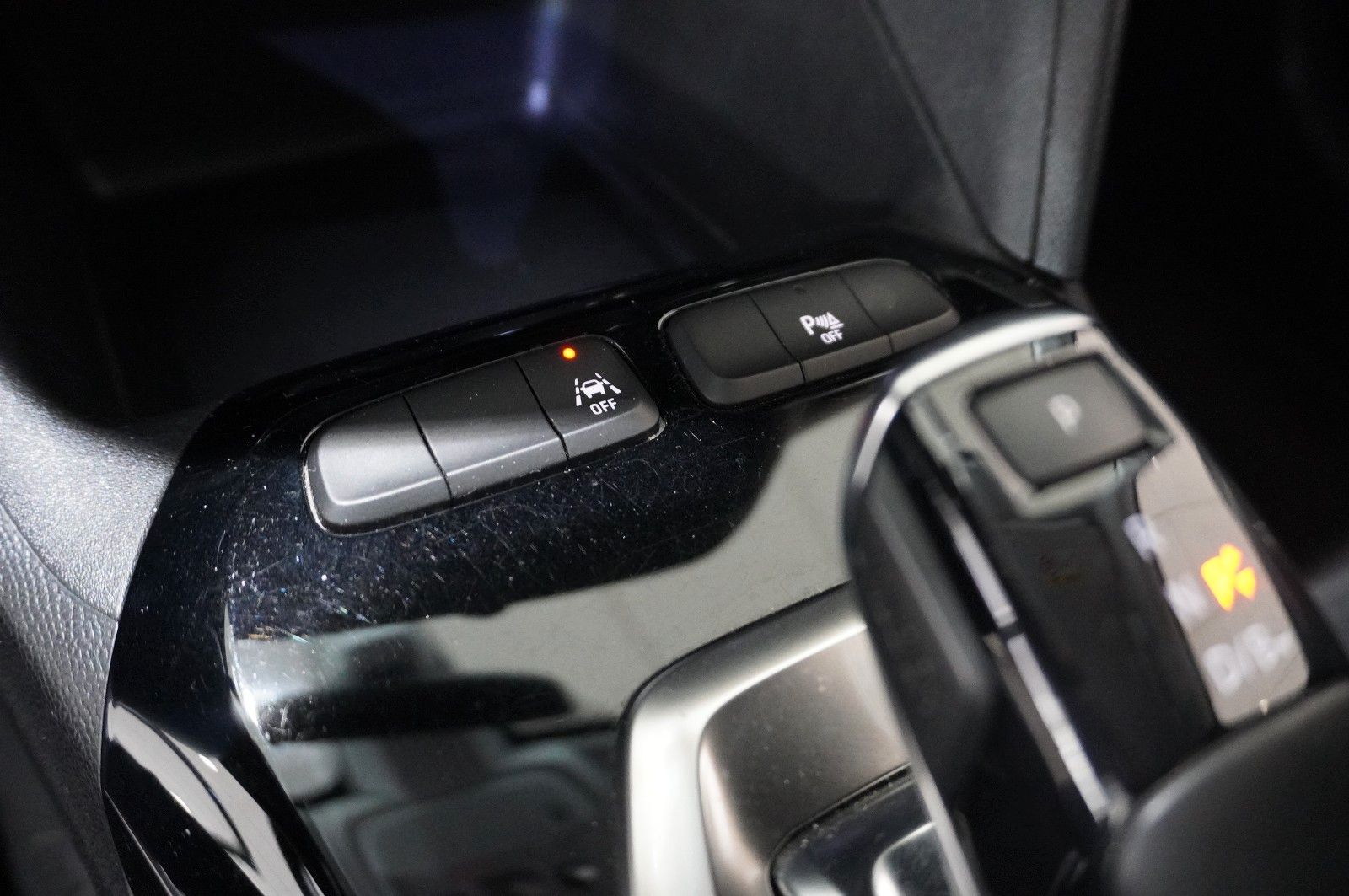 Fahrzeugabbildung Opel Corsa-e ELEKTRO 1-PHASIG NAVI/DAB/KAMEERA/VIRTU.