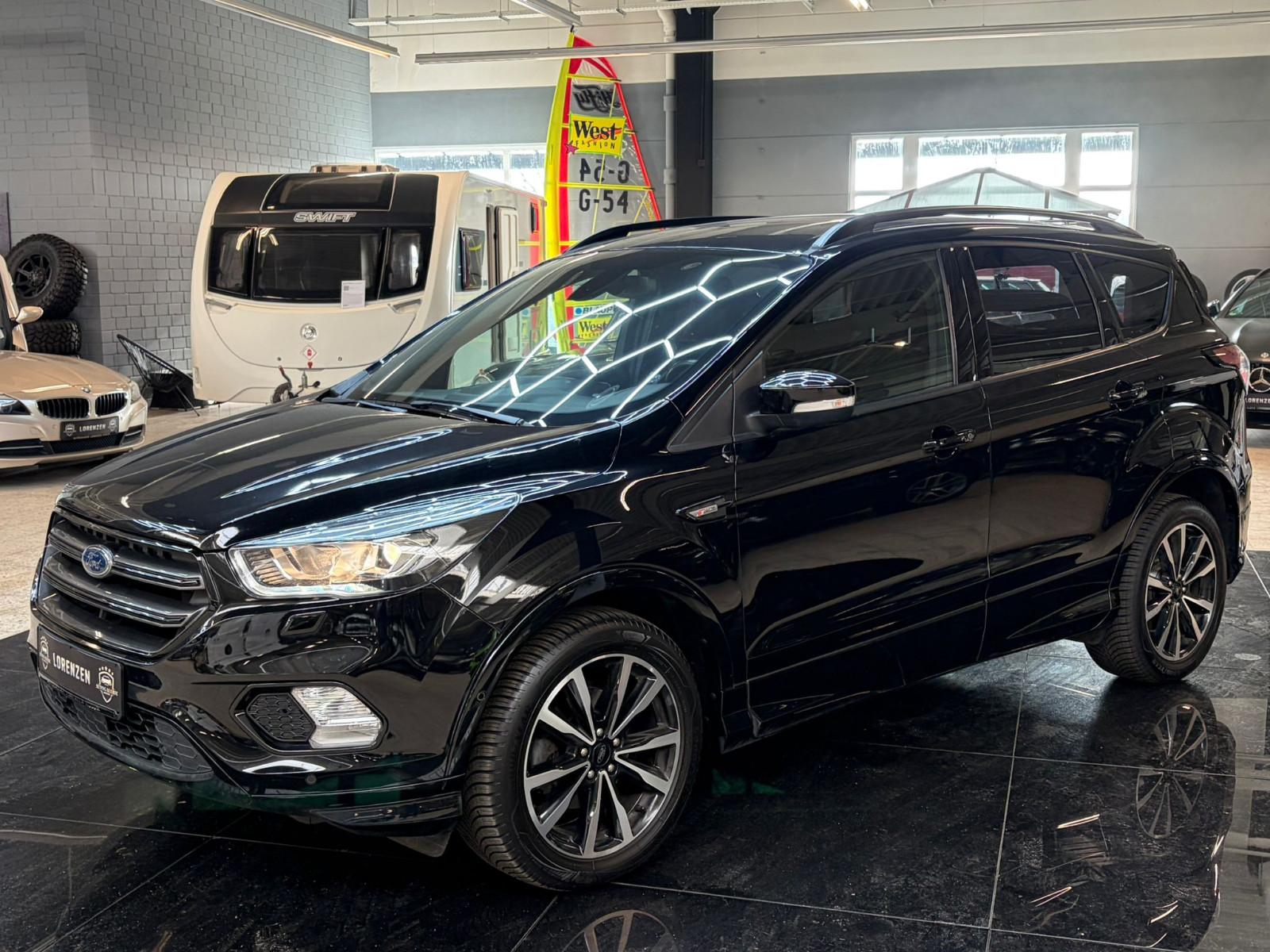 Ford Kuga ST-Line KeyFree Sihzg Kamera SYNC Tempo 3.H