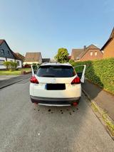 Peugeot 2008 Allure PureTech 110 EAT6 Stop&Start Allure - Peugeot 2008: 1.6