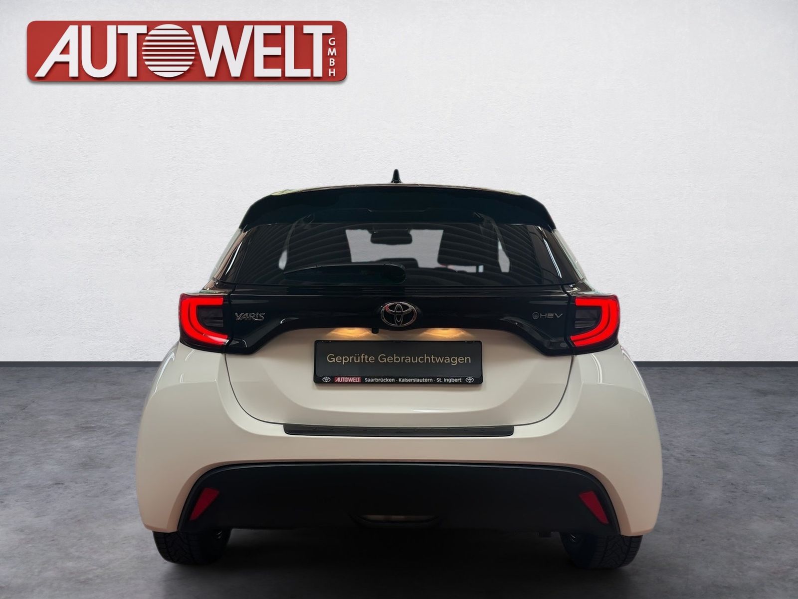 Fahrzeugabbildung Toyota Yaris 1.5 Teamplayer m. Comfort-Paket LED,SHZ,Ka