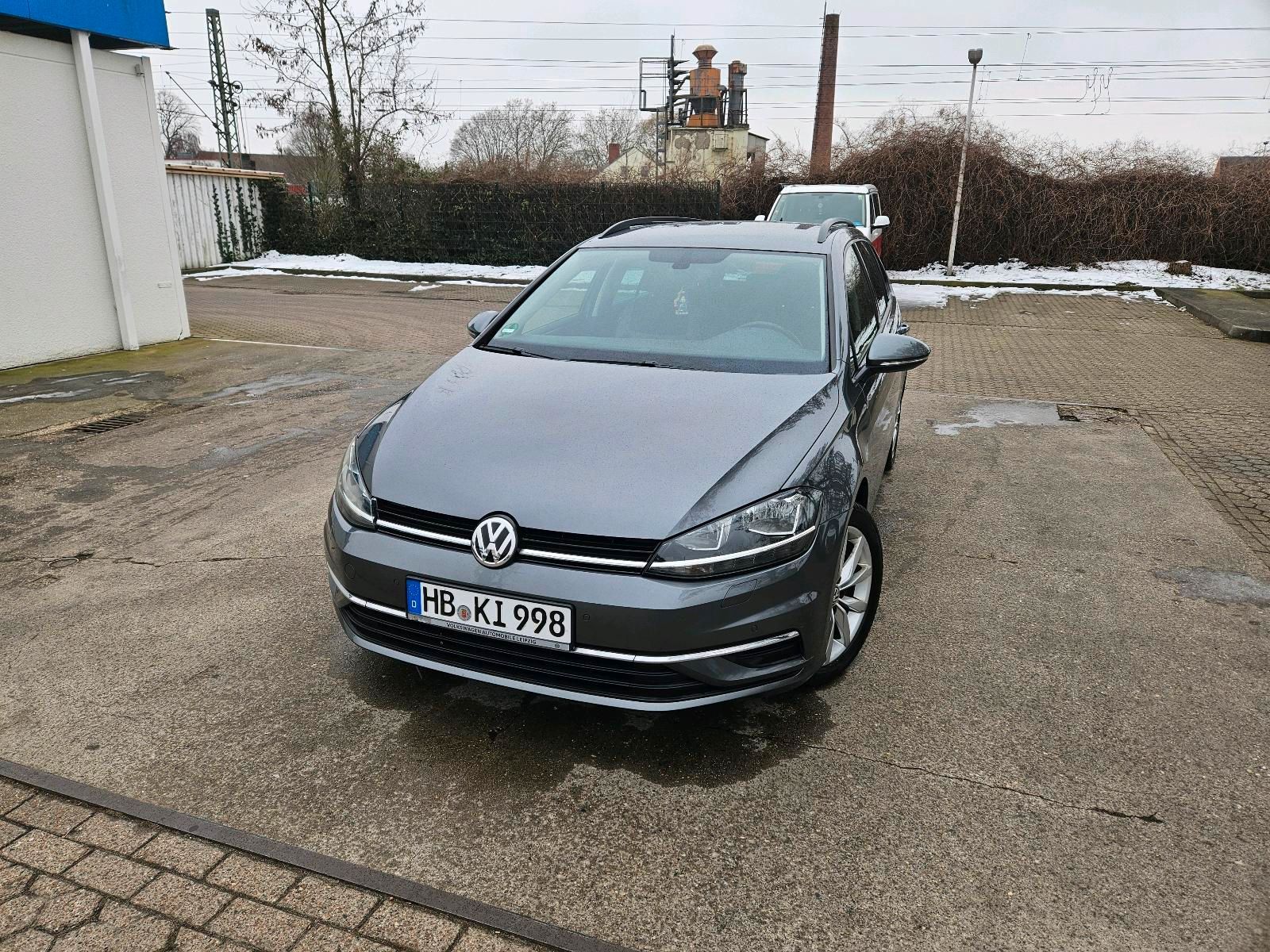 VW Golf