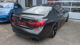 BMW 750Li xDrive M-Paket DAP Pano 360° Head-Up 4xSHZ - graue BMW 750