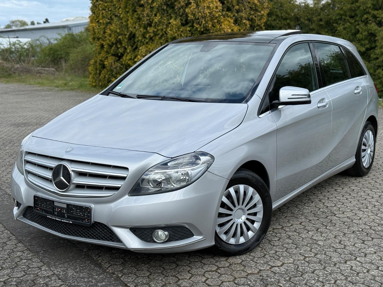 Mercedes-Benz B 180 * 7G AUTOMATIK * PANO * KAMERA * TÜV NEU *