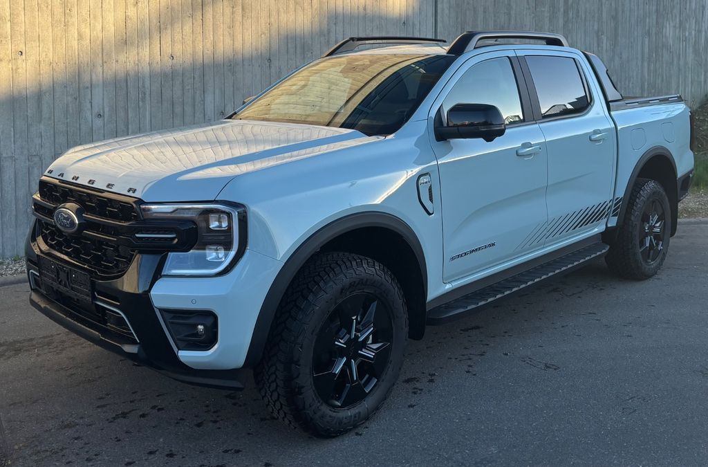 Ford Ranger PHEV Stormtrak