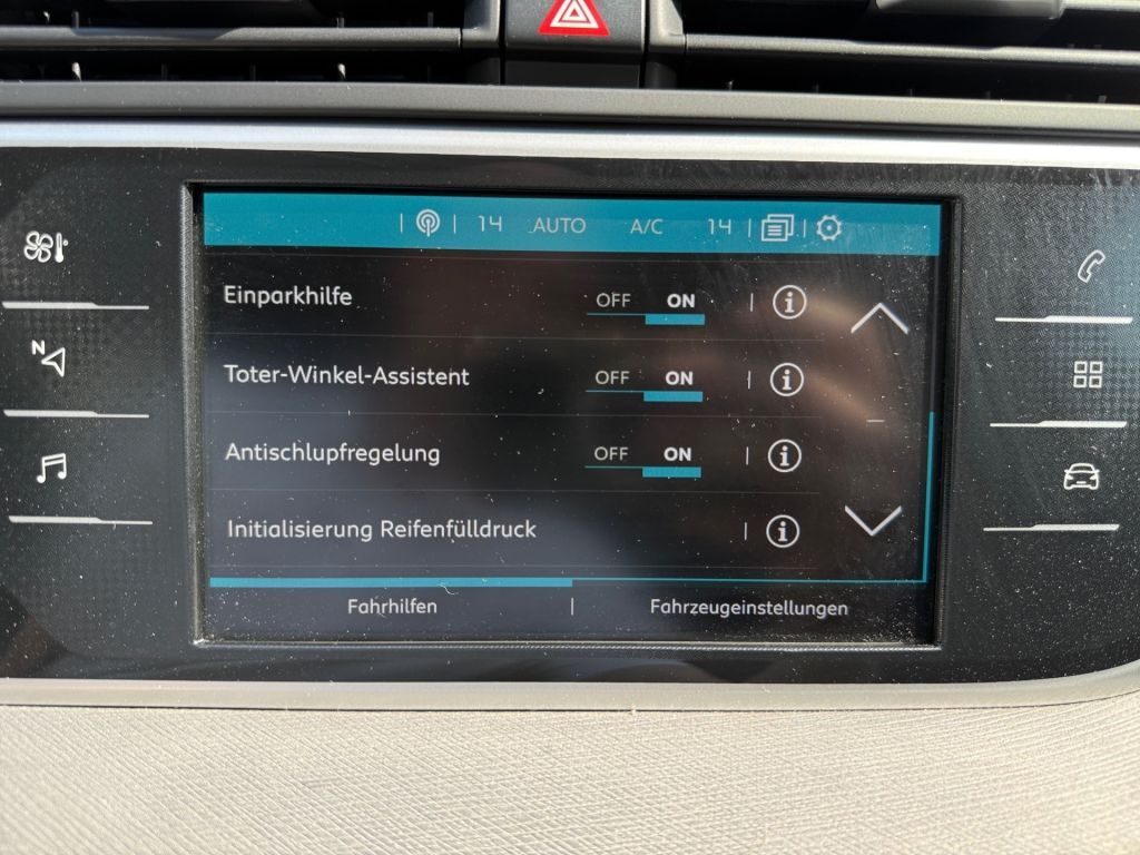 Fahrzeugabbildung Citroën Grand C4 Spacetourer PureTech 130 EAT8 SHINE
