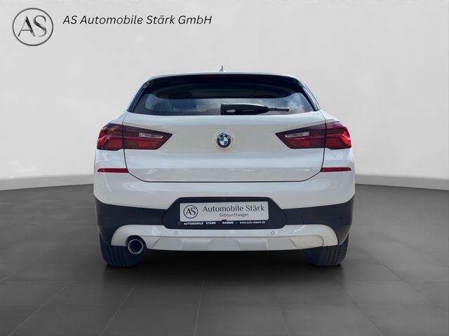 Fahrzeugabbildung BMW X2 sDrive 18i Automatik+LED+Navi+Pano+Kamera+DAB