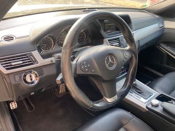 Mercedes E 250 - 6
