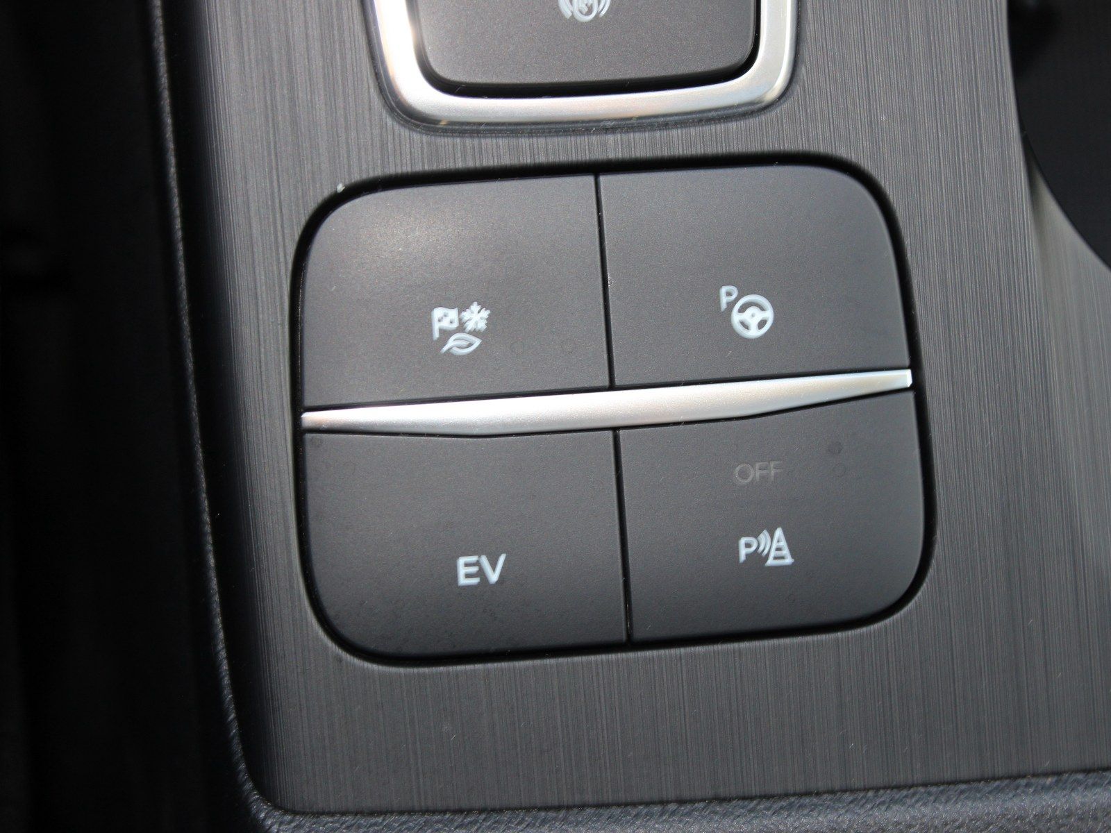Fahrzeugabbildung Ford Kuga Plug-In Hybrid Titanium 2,5 Duratec