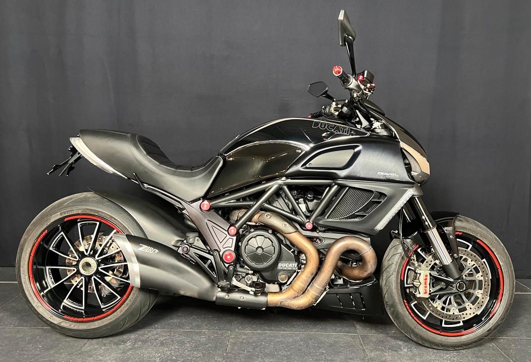 Ducati Diavel AMG/Cromo