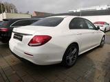Mercedes-Benz E 200 d Limo AMG+THERMATIC+SHZ+KAMERA+DAB+PDC+++ - Mercedes-Benz E 200 mit Diesel-Antrieb: Limousine, Automatik