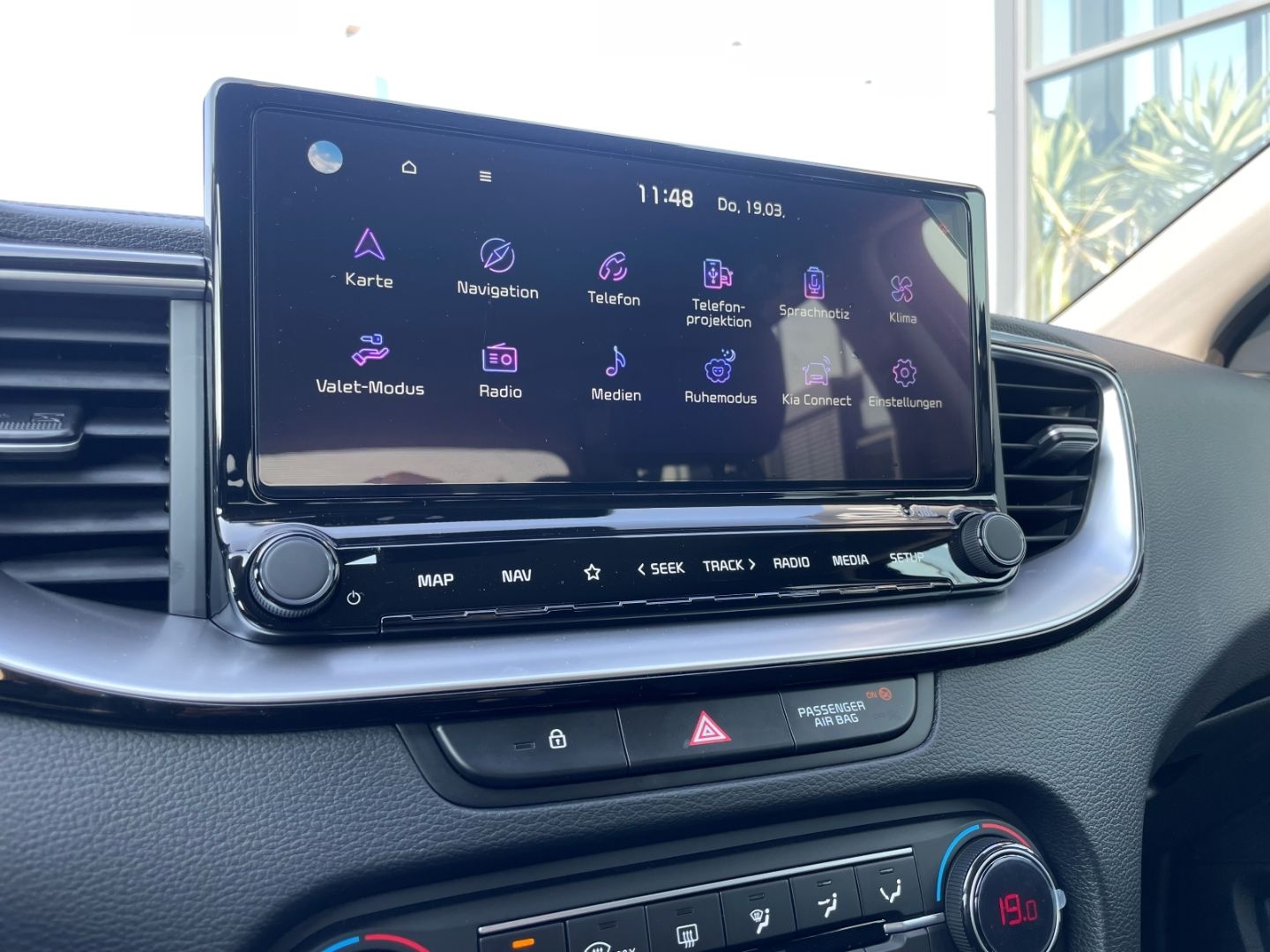 Fahrzeugabbildung Kia Ceed_sw Ultimate Navi Soundsystem JBL LED ACC