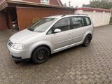 Volkswagen Touran Volkswagen 1,6Fsi 2te Hand 5 Sitzer... - Volkswagen Touran: Fsi