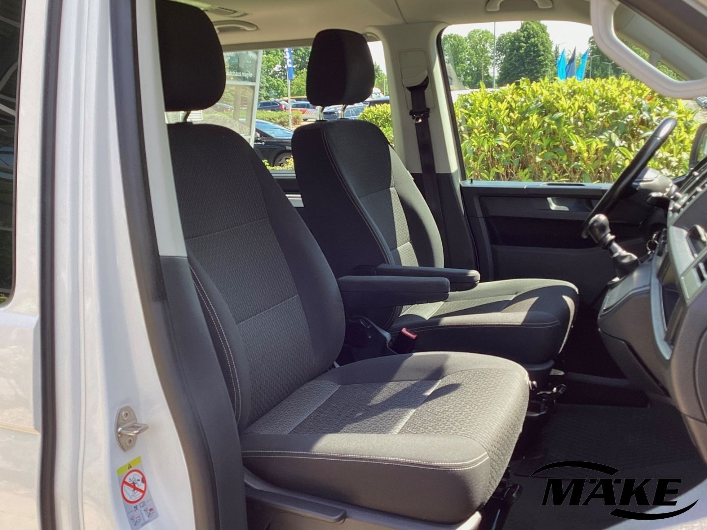 T6 Multivan 2.0TDI AHK LED PDC HECKFLÜGELTÜR 7-S