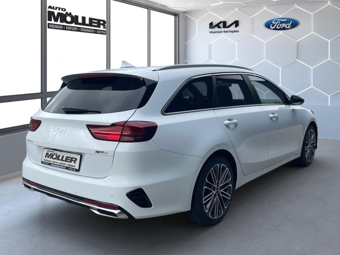 Kia Ceed_sw 1.5T DCT GT-Line Leder Techno Performanc