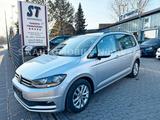 Volkswagen Touran 1.6 TDI Comfortline*1.HD*KAMERA*MASSAGE* - VW Touran Gebrauchtwagen in Nürnberg