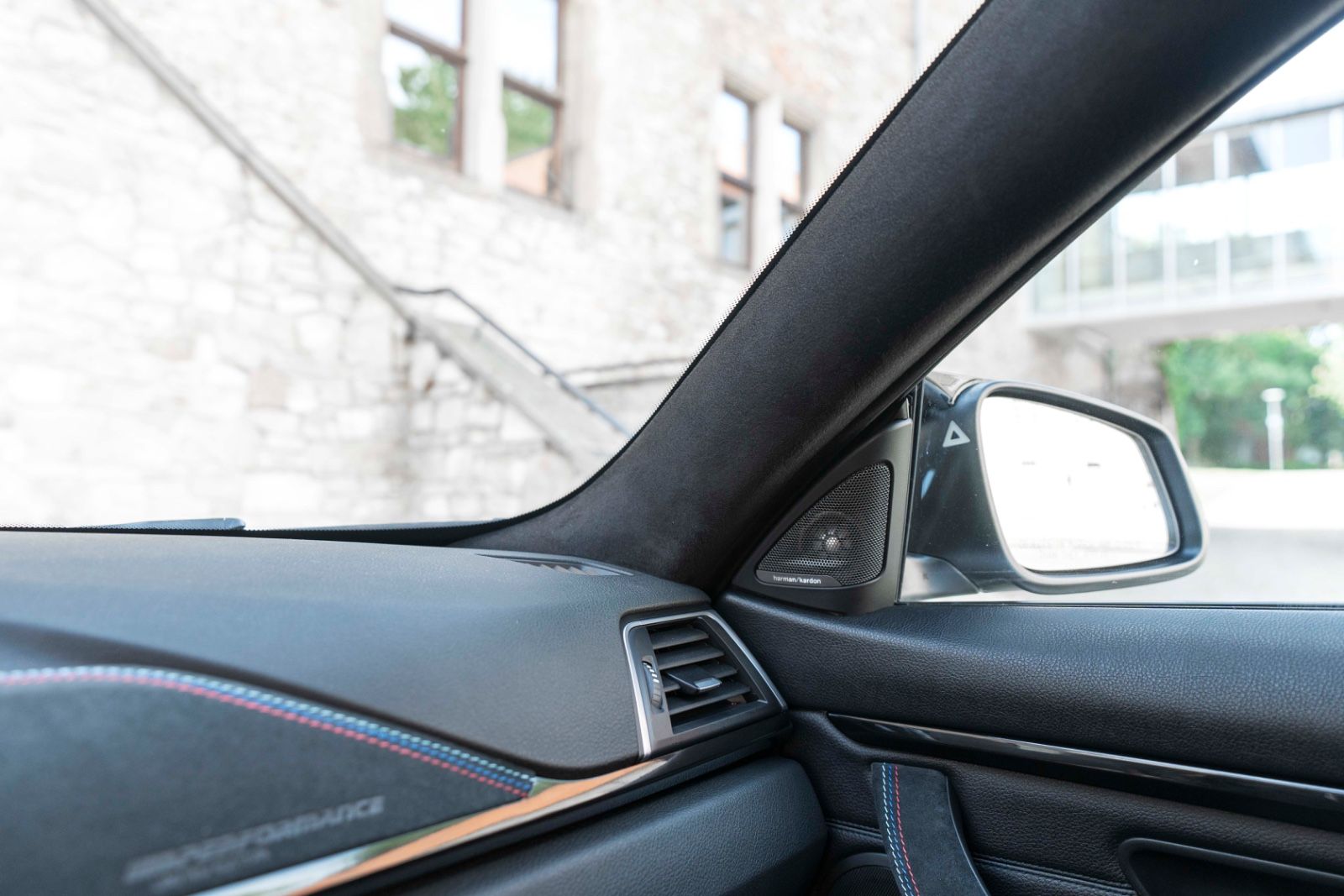 Fahrzeugabbildung BMW 430I Coupe M-Sport H&K LED CARPLAY ALC CARBON