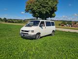 Volkswagen T4 1.9TD - Volkswagen T4 Kombi: Von Privat