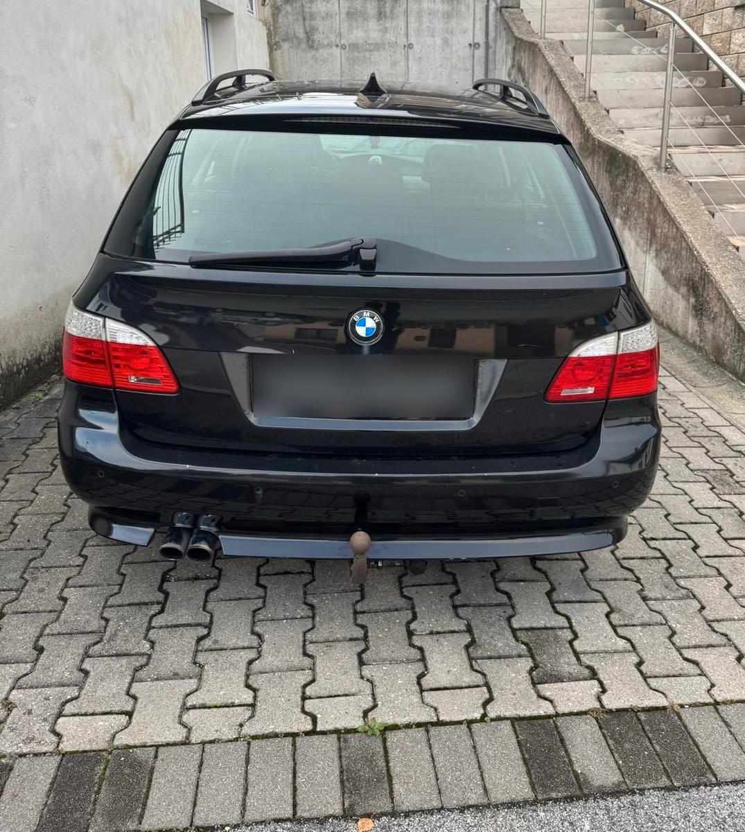 BMW  2007 — rear view