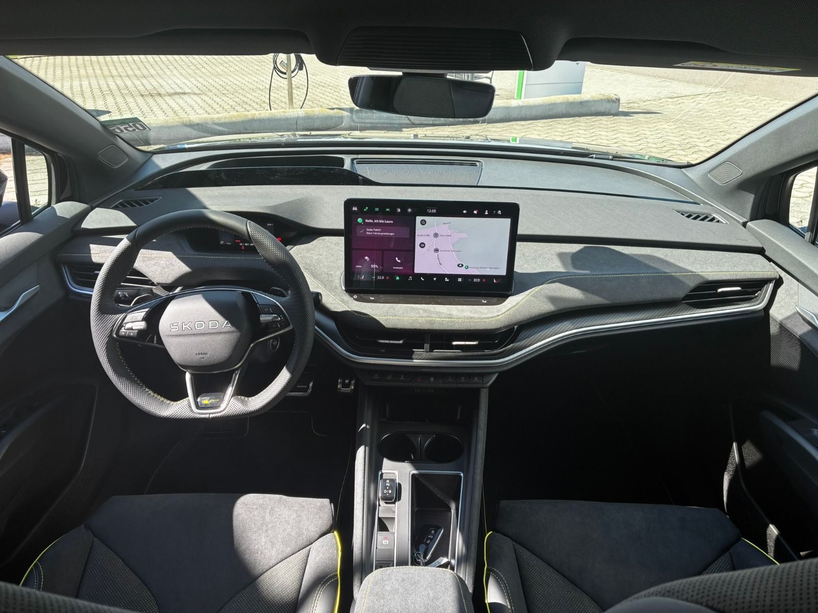 Fahrzeugabbildung SKODA Elroq RS 360°cam*AHK*21Zoll*Head-Up*Wärmepumpe