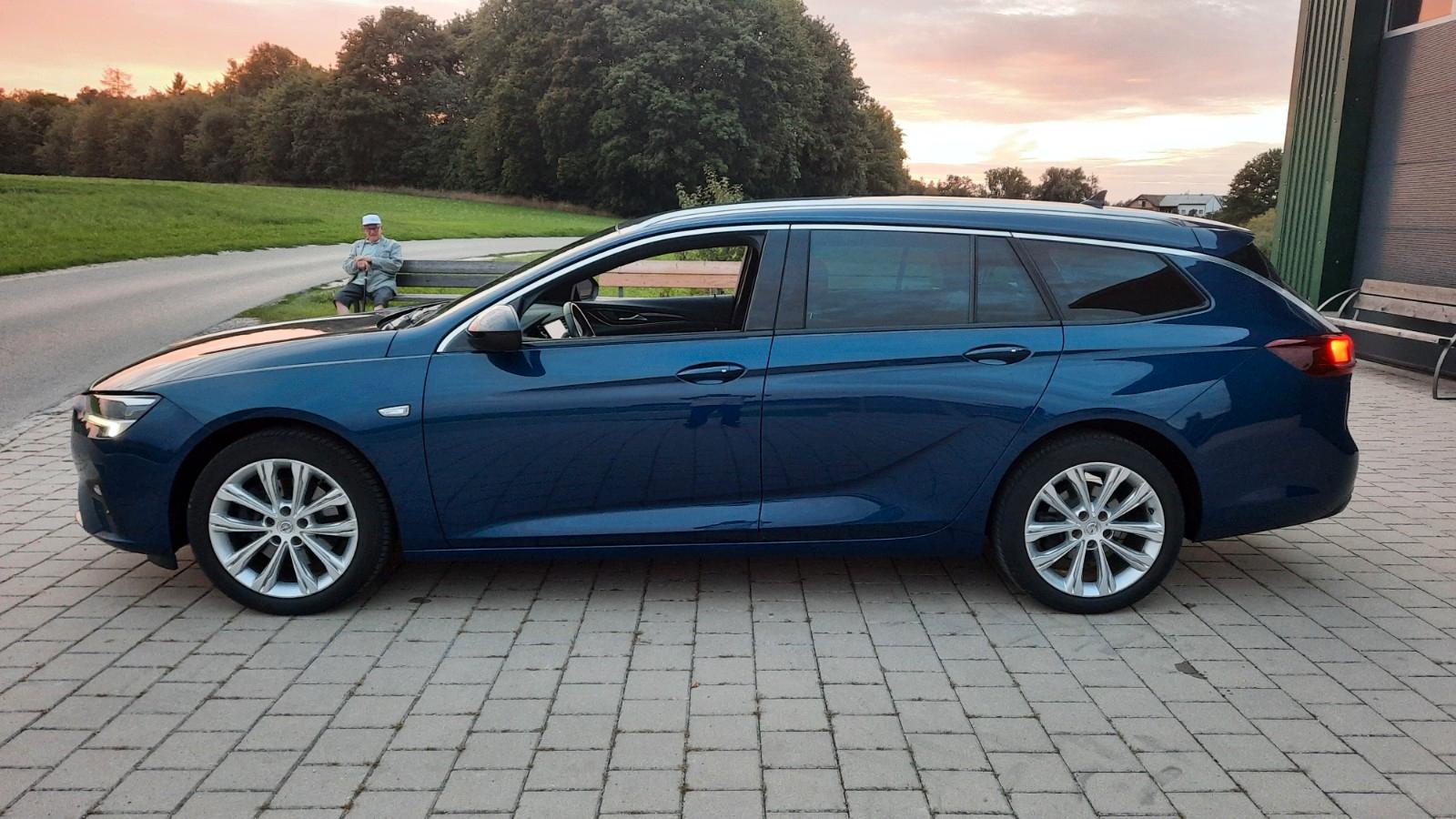Opel Insignia B Sports Tourer 1.Hd Alcantara Led