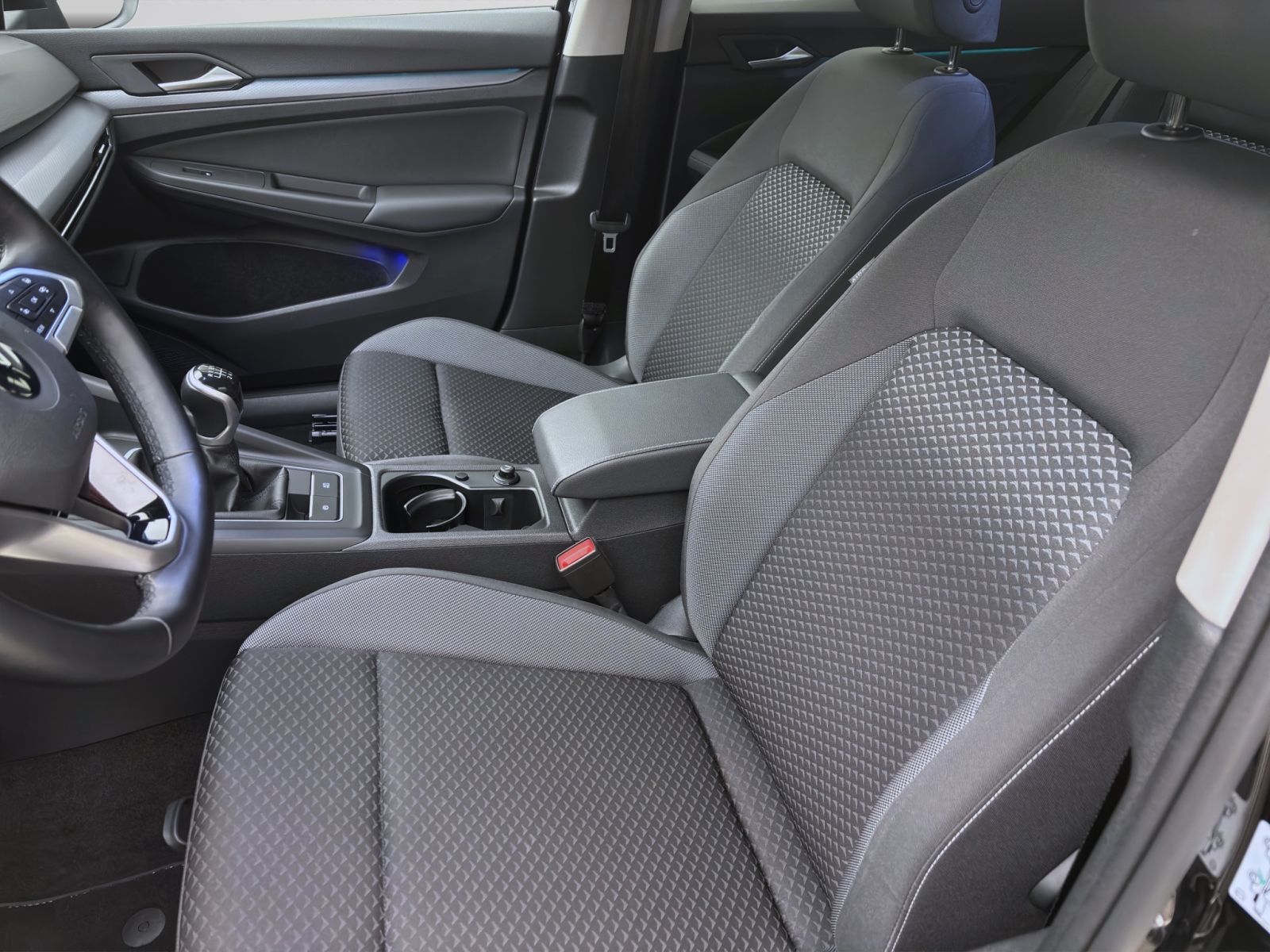 Volkswagen Golf - Bild 9