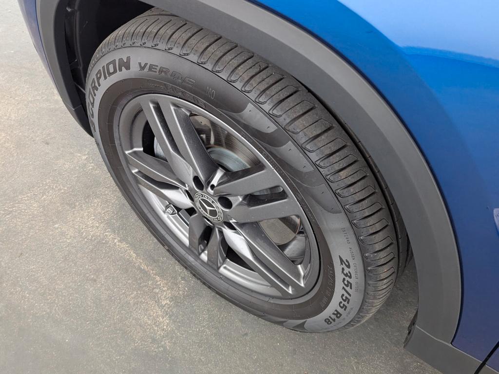 Mercedes-Benz GLA 220