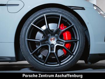2025 Porsche TAYCAN 缩略图 13