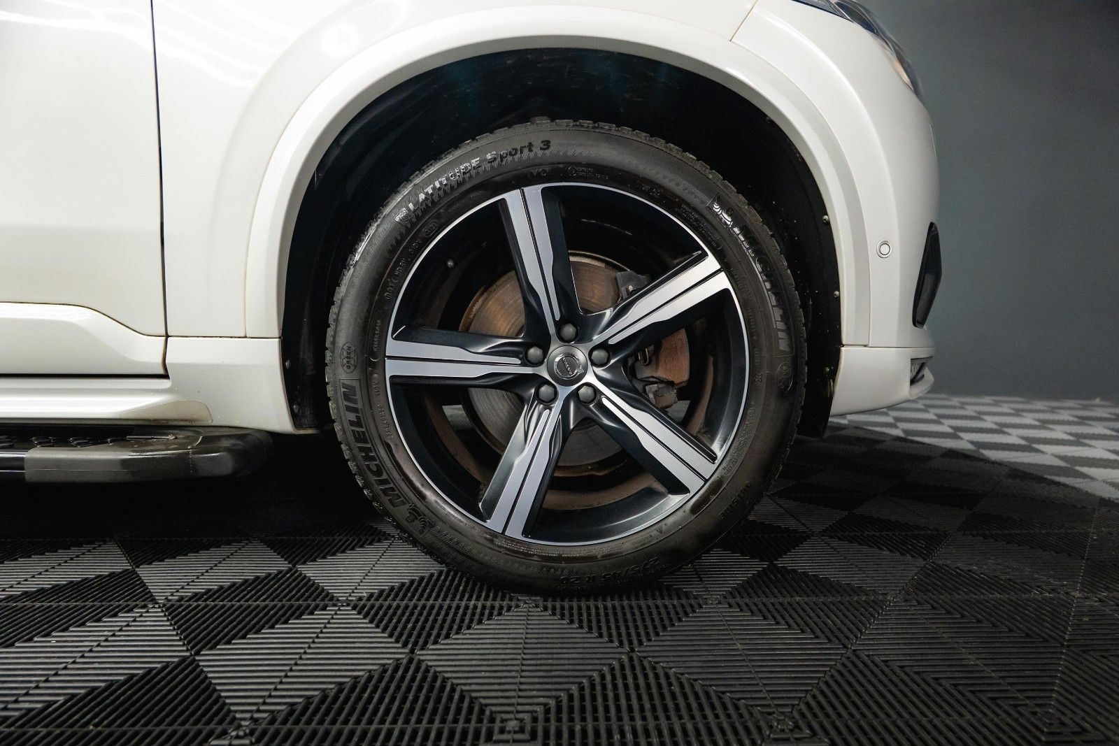Fahrzeugabbildung Volvo XC90 R Design AWD Night-Paket | ACC | PANO | LED