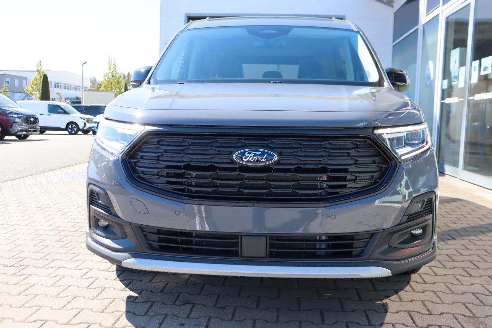Ford Grand Tourneo Connect Active L2 4x4 3,99 FIN*mgl imagem 3
