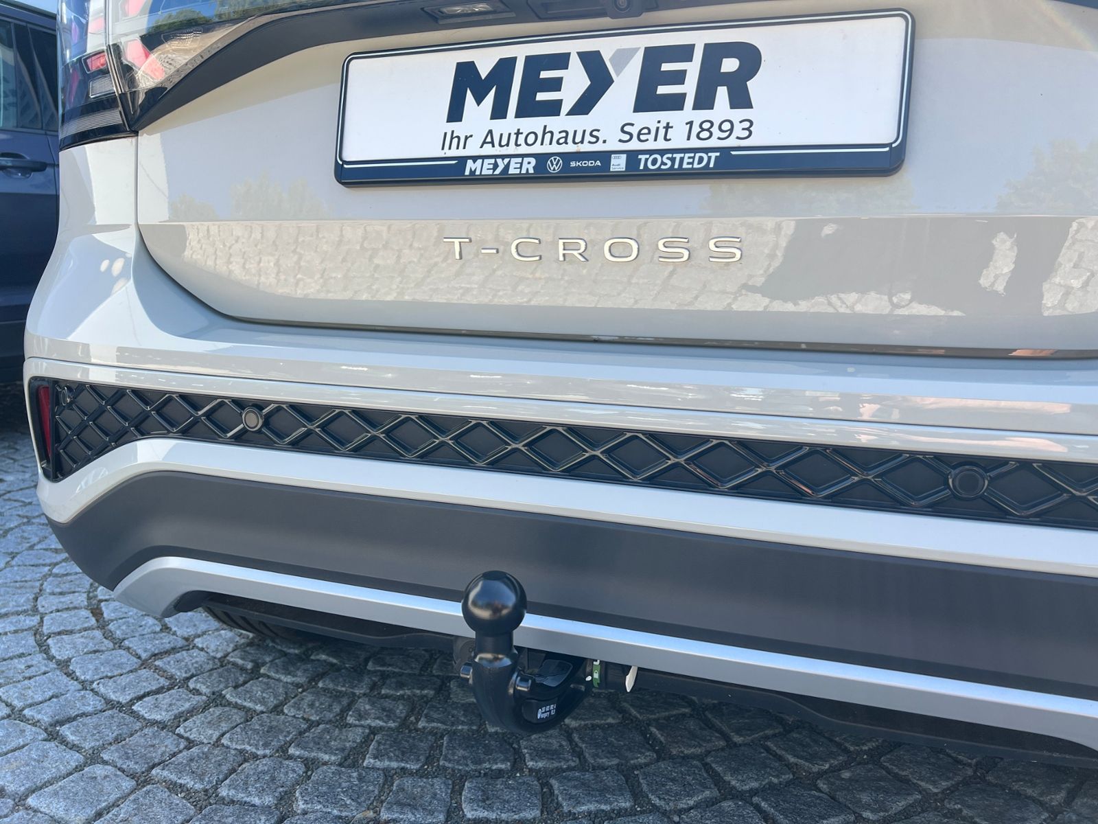 Fahrzeugabbildung Volkswagen T-Cross R-Line 1.5 TSI DSG *AHK,IQ.LIGHT,ACC,App