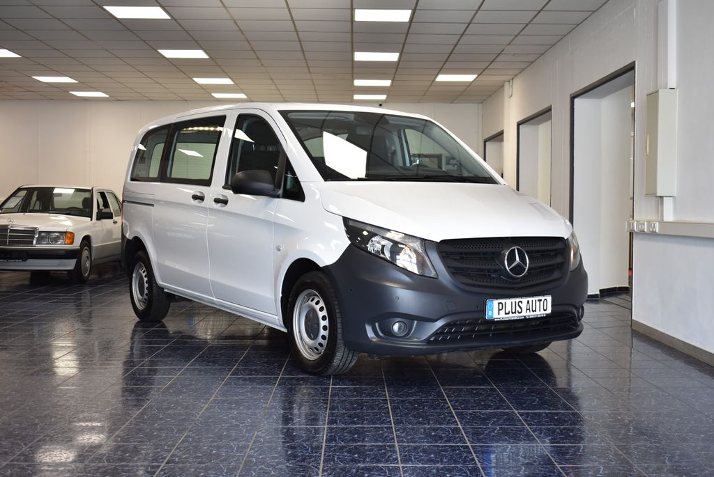 Image of Mercedes-Benz Vito