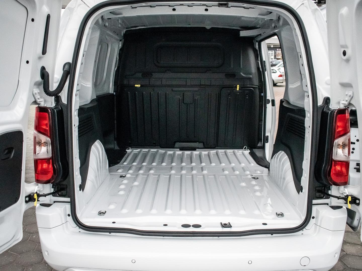 Opel Combo e Cargo 100kw *RFK*BT*NAV*