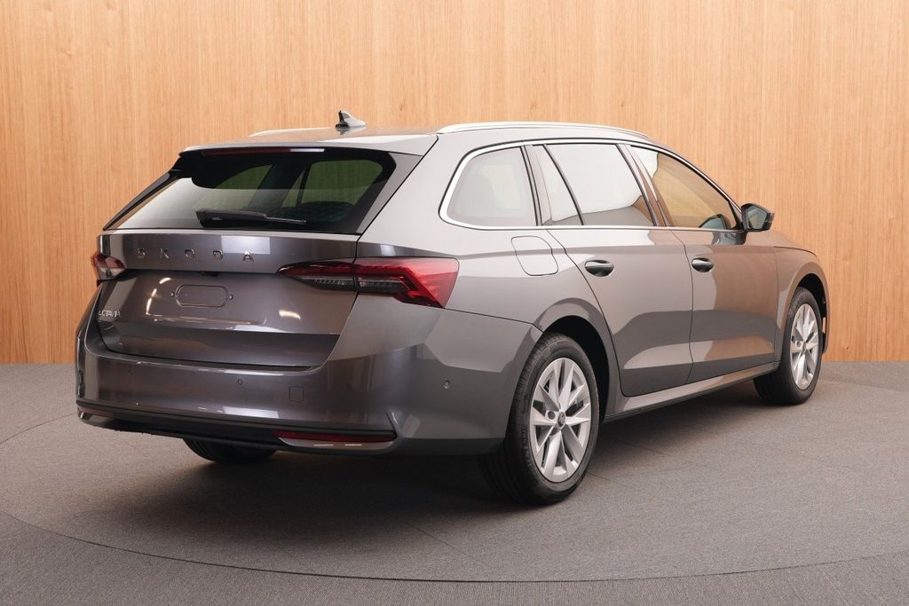 ŠKODA Octavia Octavia Combi 1.5 TSI mHEV 110 kW Selection – Bild 4 von 13