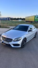 Mercedes-Benz C 300 AMG Line inkl. Burmester - Mercedes-Benz C 300 mit Benzin-Antrieb: Limousine