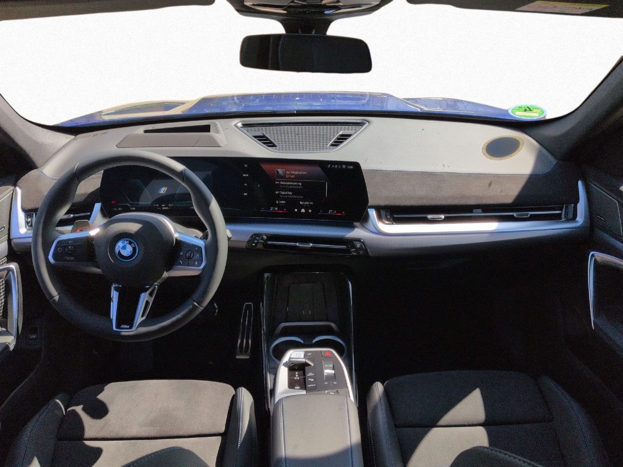 BMW iX1 - Bild 14