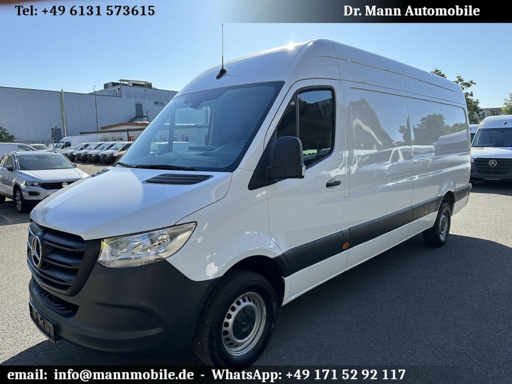Image of Mercedes-Benz Sprinter