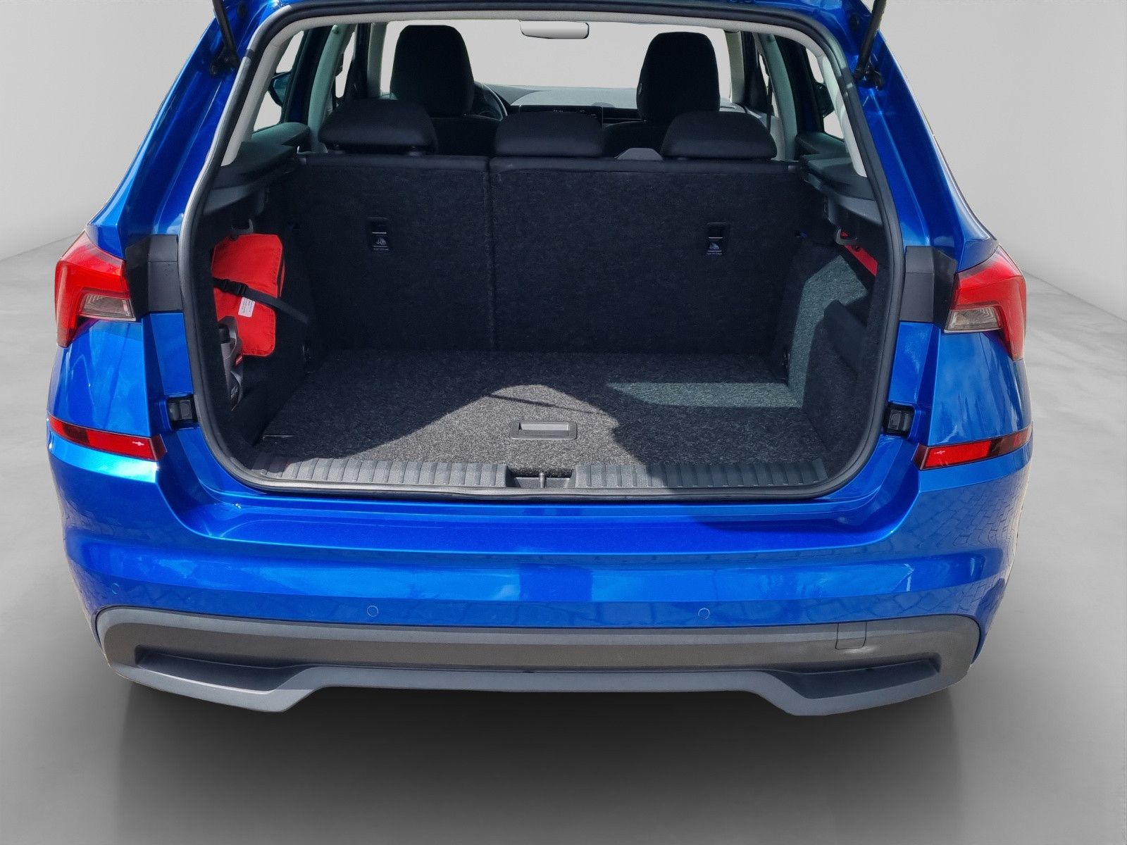 Fahrzeugabbildung SKODA Kamiq Ambition 1,0 TSI DSG ACC PDC