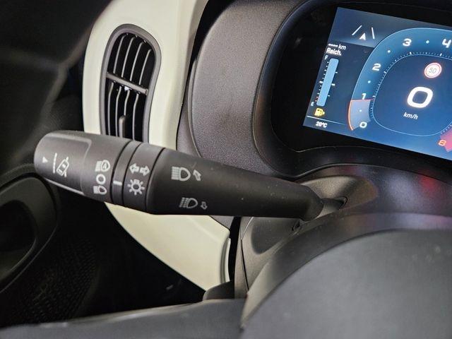 Fiat Panda 1.0 Pandina Cross-digitales Cockpit Apple 