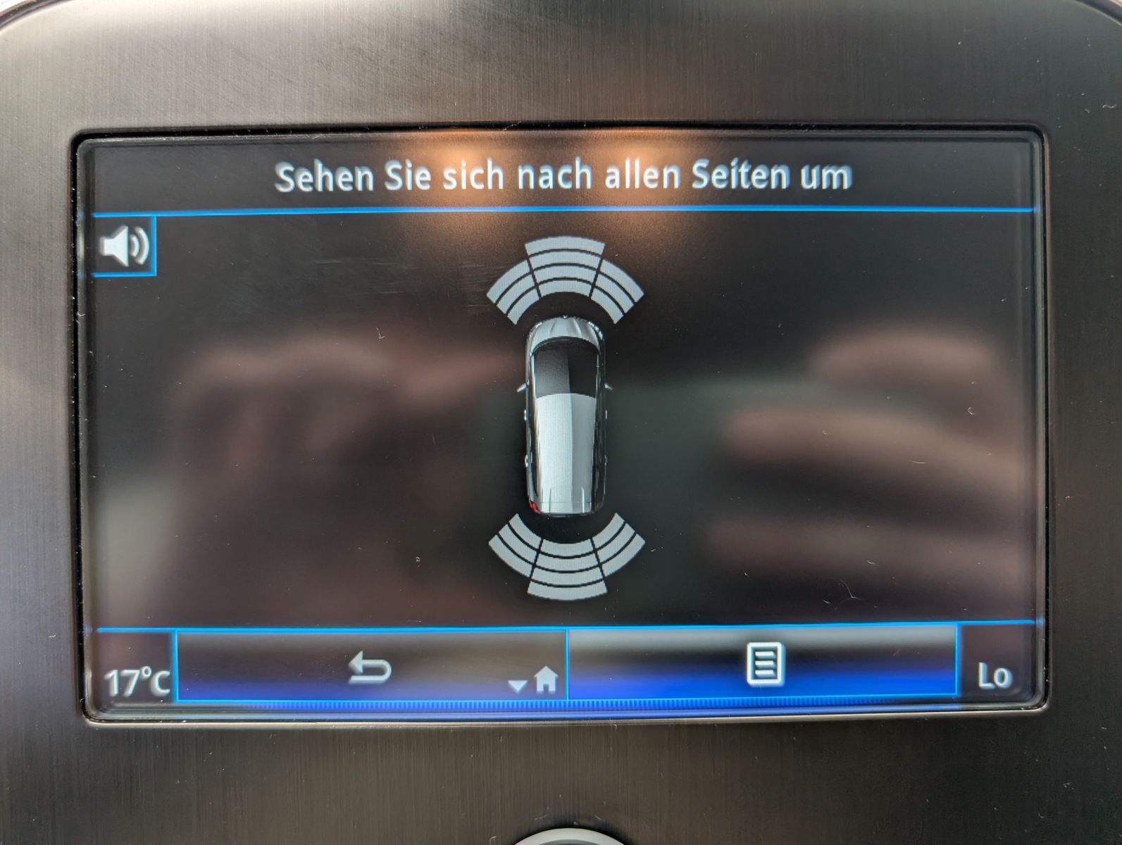 Fahrzeugabbildung Renault Grand Scenic 1.7 BLUE dCiFamily-Paket PDC v/h