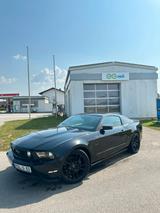 Ford Mustang - Ford Mustang: Schwarz