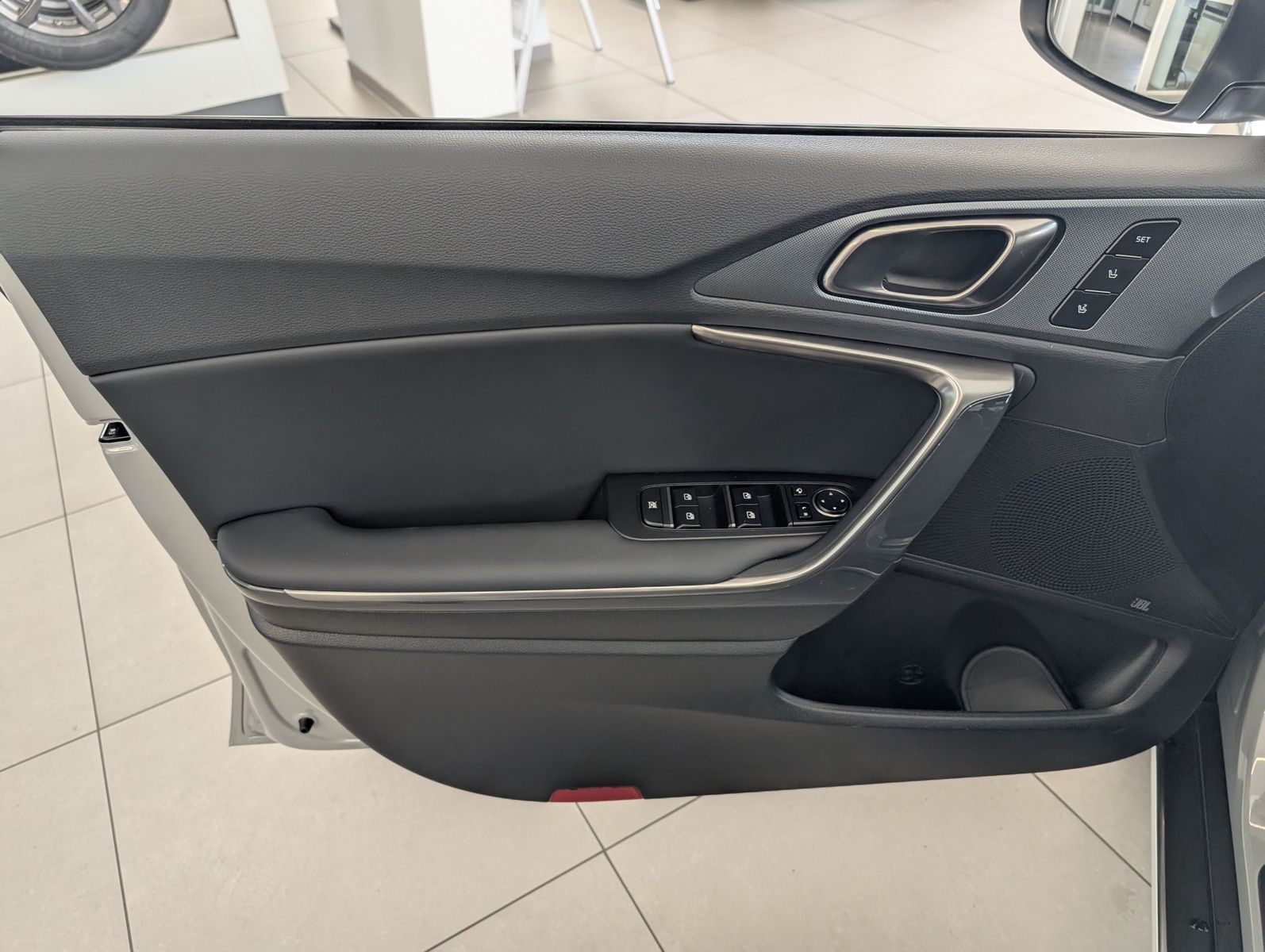 KIA XCeed 1.6 T-GDI 180 DCT Spirit Sitzpaket JBL – Bild 38