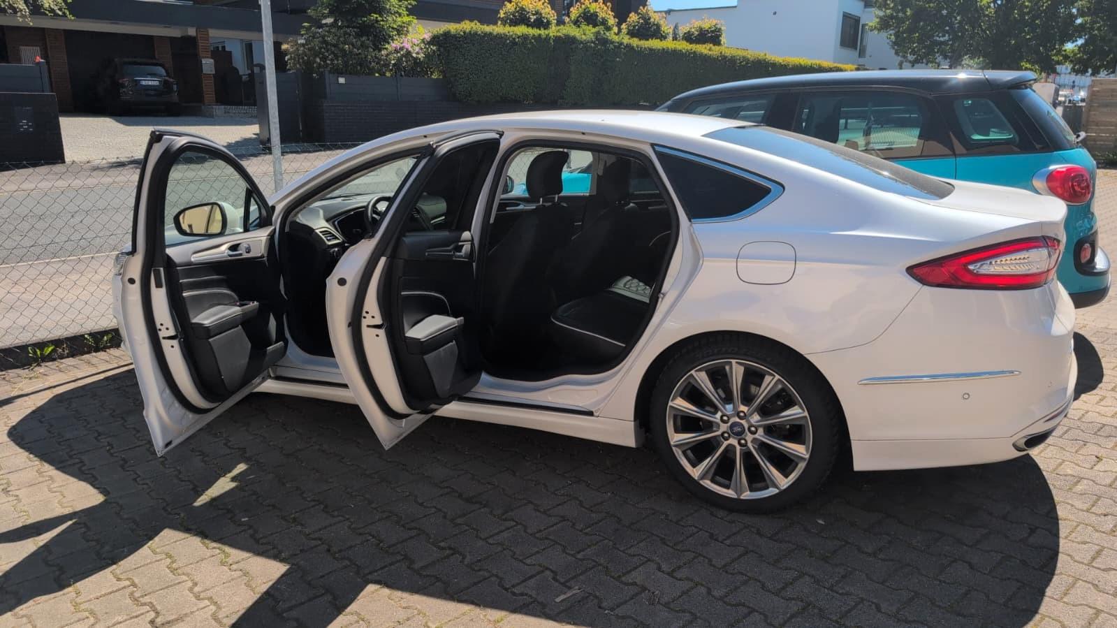 Ford Mondeo Lim. Vignale *AUTOM*LEDER*TOP*GARANTIE*TÜ