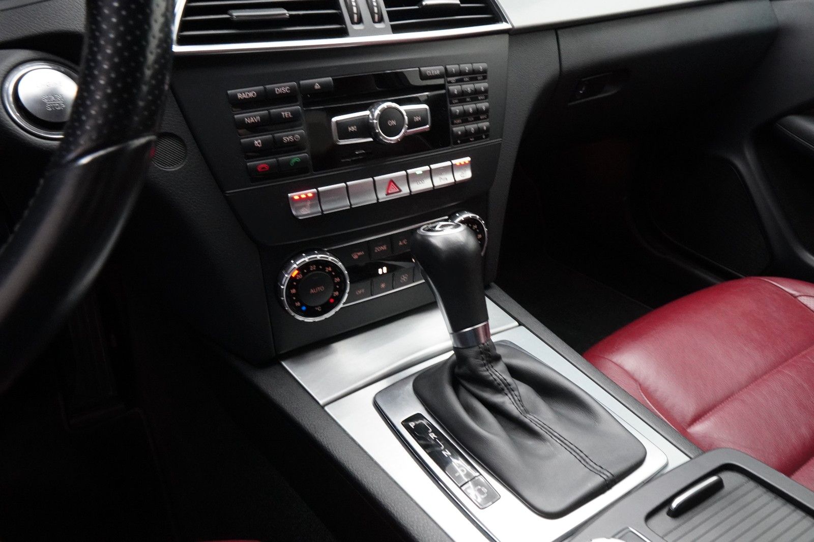 Fahrzeugabbildung Mercedes-Benz C 250 CDI Coupe *Automatik*Leder*Navi*