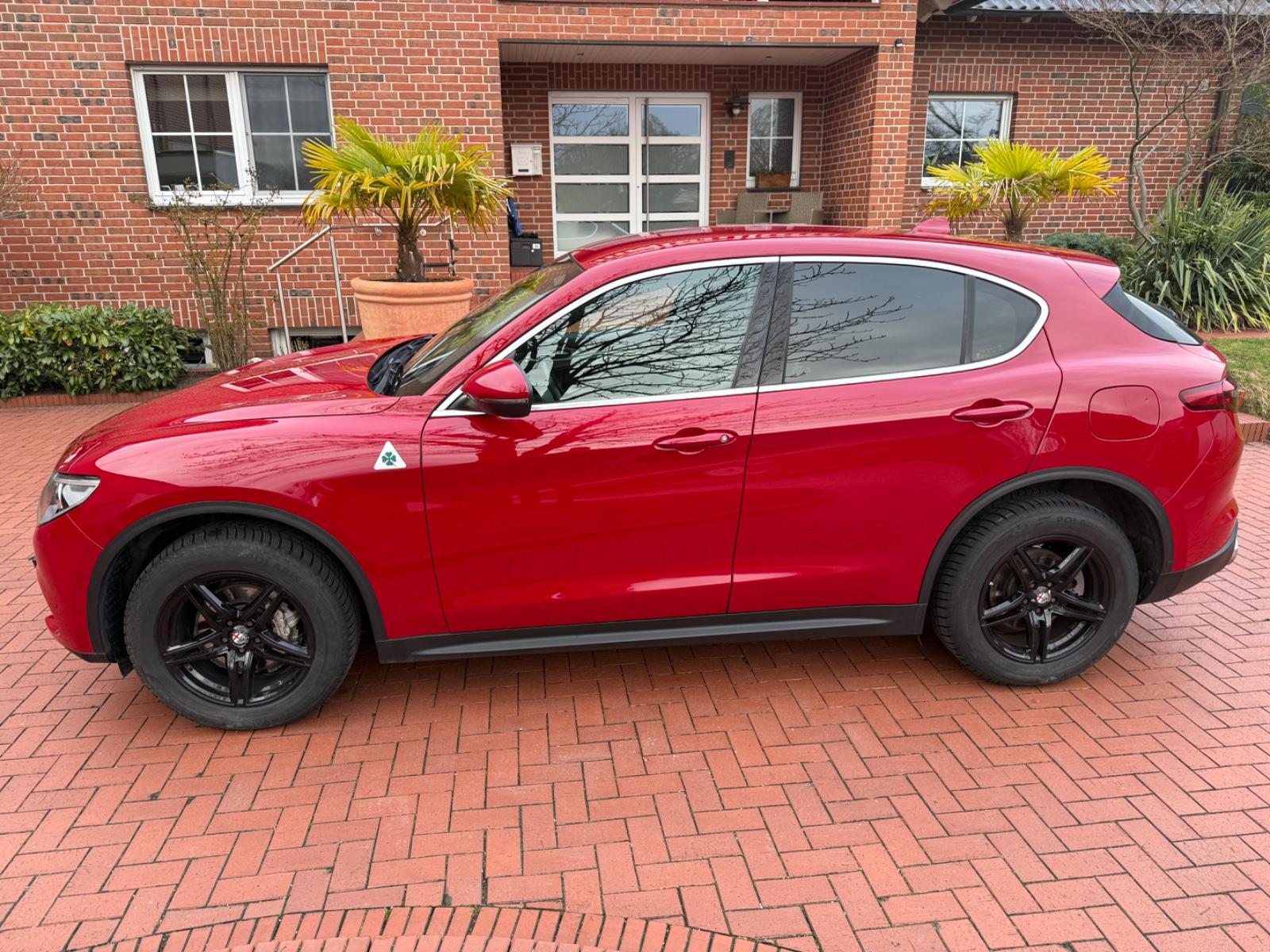 Alfa Romeo Stelvio Super Q4 SHZ AHK MEMORY NAVI XENON