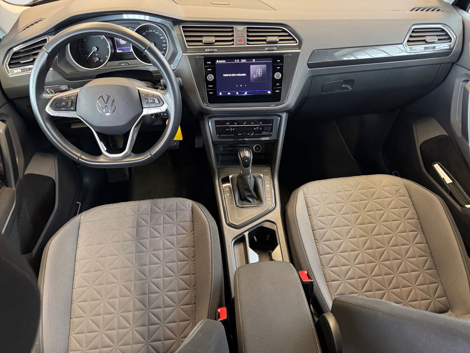 Volkswagen Tiguan - Bild 11