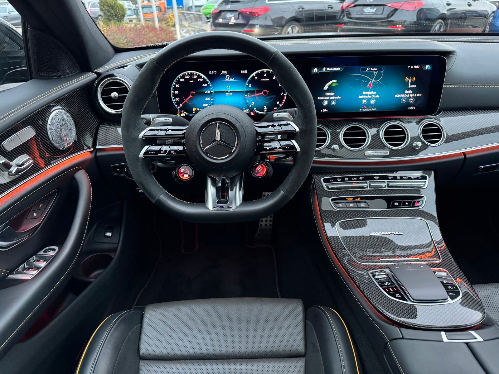 Fahrzeugabbildung Mercedes-Benz E 63 AMG S FinalEd+Pano+Burm+STH+Memory+HUD