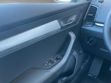 Skoda Karoq 1.5 TSI Tour *AHK*NAVI*SHZ*KESSY*MATRIX*