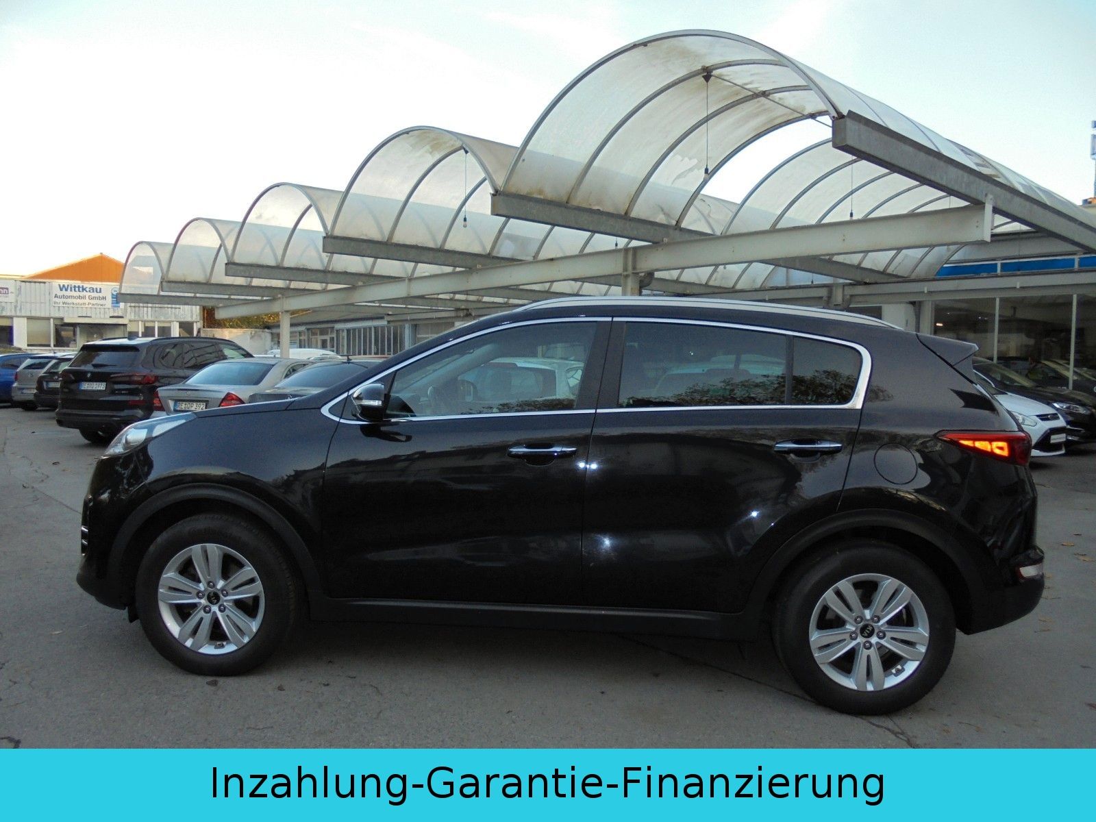 Fahrzeugabbildung Kia Sportage Dream Team 2WD Klimaaut/Kamara/Navi/Pdc